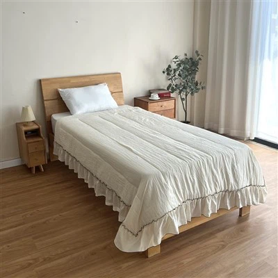 لیس Pleated Quilt